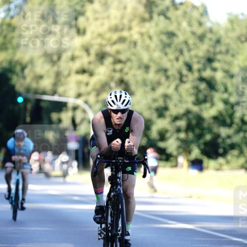07.09.2025 - 19. Norderstedt Triathlon Michael Burmester http://msf.ph/oto/8847893 07.09.2025 16:18:03 Radfahren 878, 1555, 1621, 1627 meine-sportfotos.de