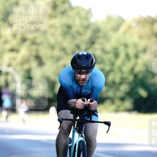 07.09.2025 - 19. Norderstedt Triathlon Michael Burmester http://msf.ph/oto/8847899 07.09.2025 16:18:06 Radfahren 878, 1555, 1619, 1621, 1627 meine-sportfotos.de