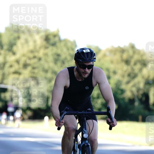 07.09.2025 - 19. Norderstedt Triathlon Michael Burmester http://msf.ph/oto/8847911 07.09.2025 16:18:10 Radfahren 889, 940, 1619 meine-sportfotos.de