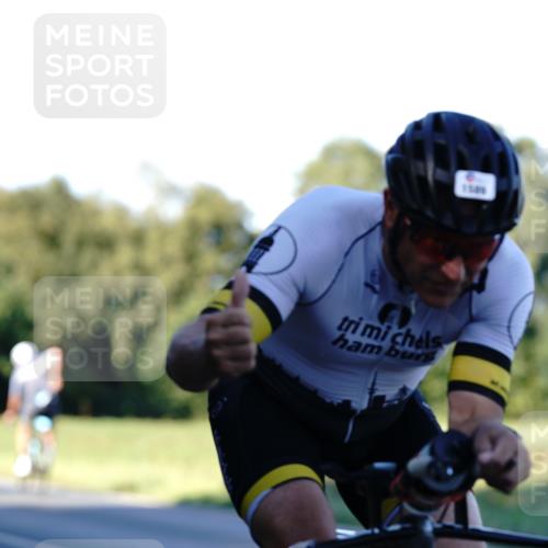 07.09.2025 - 19. Norderstedt Triathlon Michael Burmester http://msf.ph/oto/8847945 07.09.2025 16:18:29 Radfahren 923, 929, 1574, 1589, 1616 meine-sportfotos.de