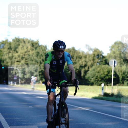 07.09.2025 - 19. Norderstedt Triathlon Michael Burmester http://msf.ph/oto/8847955 07.09.2025 16:18:31 Radfahren 923, 1574, 1589, 1616 meine-sportfotos.de