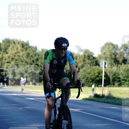 07.09.2025 - 19. Norderstedt Triathlon Michael Burmester http://msf.ph/oto/8847957 07.09.2025 16:18:31 Radfahren 923, 1574, 1589, 1616 meine-sportfotos.de