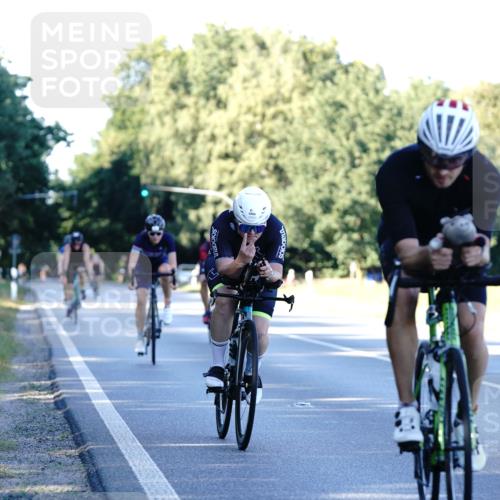 07.09.2025 - 19. Norderstedt Triathlon Michael Burmester http://msf.ph/oto/8847969 07.09.2025 16:18:39 Radfahren 418, 866, 1092, 1094, 1557 meine-sportfotos.de