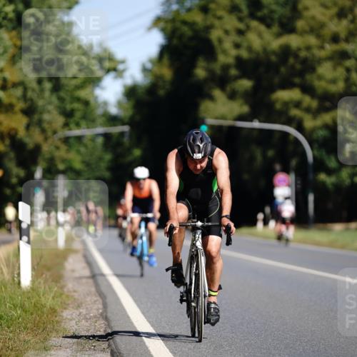 07.09.2025 - 19. Norderstedt Triathlon Michael Burmester http://msf.ph/oto/8847970 07.09.2025 11:33:07 Radfahren 1217 meine-sportfotos.de