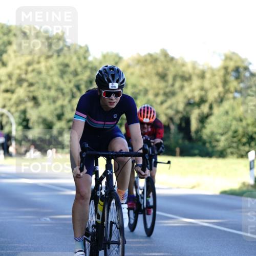 07.09.2025 - 19. Norderstedt Triathlon Michael Burmester http://msf.ph/oto/8847981 07.09.2025 16:18:41 Radfahren 418, 866, 886, 890, 1092, 1094 meine-sportfotos.de