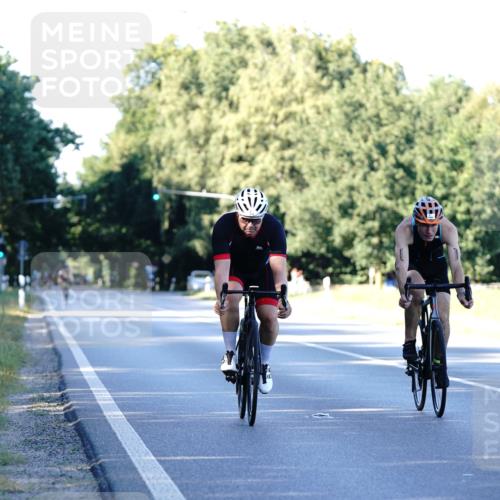 07.09.2025 - 19. Norderstedt Triathlon Michael Burmester http://msf.ph/oto/8847997 07.09.2025 16:18:47 Radfahren 886, 890, 931, 1528, 1561, 1601 meine-sportfotos.de