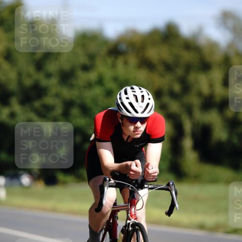 07.09.2025 - 19. Norderstedt Triathlon Michael Burmester http://msf.ph/oto/8848014 07.09.2025 11:33:32 Radfahren 1199, 1333 meine-sportfotos.de