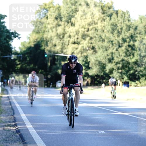 07.09.2025 - 19. Norderstedt Triathlon Michael Burmester http://msf.ph/oto/8848021 07.09.2025 16:19:06 Radfahren 1580 meine-sportfotos.de