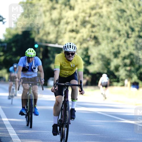 07.09.2025 - 19. Norderstedt Triathlon Michael Burmester http://msf.ph/oto/8848053 07.09.2025 16:19:20 Radfahren 871, 937, 1446, 1551 meine-sportfotos.de