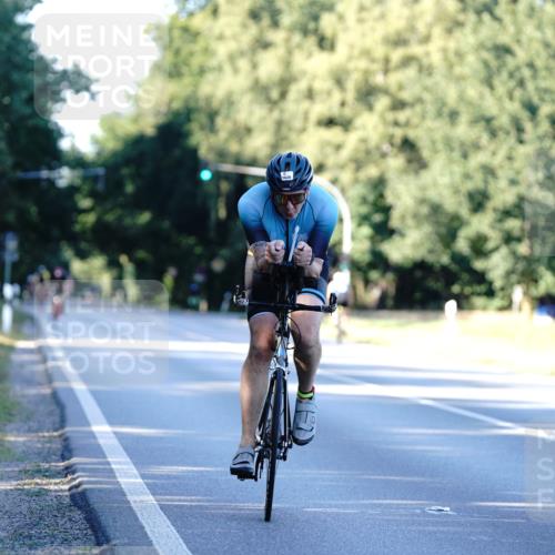 07.09.2025 - 19. Norderstedt Triathlon Michael Burmester http://msf.ph/oto/8848059 07.09.2025 16:19:23 Radfahren 937, 1446, 1551, 1628 meine-sportfotos.de