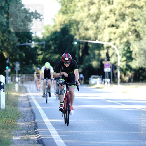07.09.2025 - 19. Norderstedt Triathlon Michael Burmester http://msf.ph/oto/8848067 07.09.2025 16:19:32 Radfahren 1083 meine-sportfotos.de