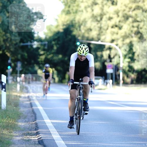 07.09.2025 - 19. Norderstedt Triathlon Michael Burmester http://msf.ph/oto/8848071 07.09.2025 16:19:35 Radfahren 432, 1083, 1559 meine-sportfotos.de
