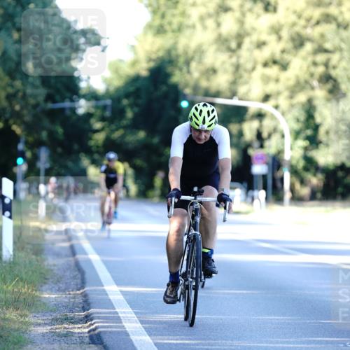 07.09.2025 - 19. Norderstedt Triathlon Michael Burmester http://msf.ph/oto/8848073 07.09.2025 16:19:35 Radfahren 432, 1083, 1559 meine-sportfotos.de