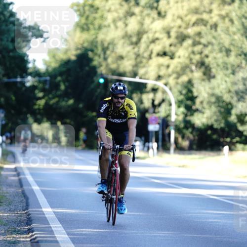 07.09.2025 - 19. Norderstedt Triathlon Michael Burmester http://msf.ph/oto/8848079 07.09.2025 16:19:39 Radfahren 432, 935, 1556, 1559 meine-sportfotos.de