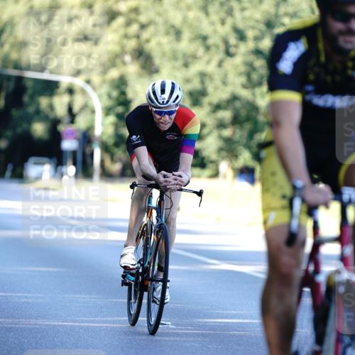 07.09.2025 - 19. Norderstedt Triathlon Michael Burmester http://msf.ph/oto/8848083 07.09.2025 16:19:41 Radfahren 935, 1556 meine-sportfotos.de