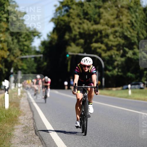 07.09.2025 - 19. Norderstedt Triathlon Michael Burmester http://msf.ph/oto/8848106 07.09.2025 11:34:46 Radfahren 736, 822, 1193 meine-sportfotos.de