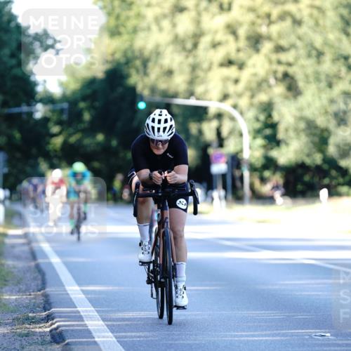 07.09.2025 - 19. Norderstedt Triathlon Michael Burmester http://msf.ph/oto/8848119 07.09.2025 16:20:19 Radfahren 1475 meine-sportfotos.de