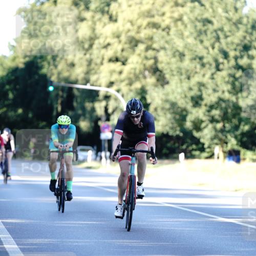 07.09.2025 - 19. Norderstedt Triathlon Michael Burmester http://msf.ph/oto/8848125 07.09.2025 16:20:22 Radfahren 1475, 1579, 1623 meine-sportfotos.de