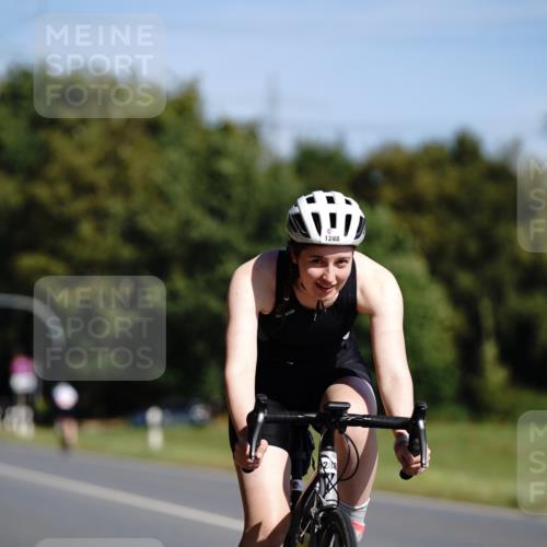 07.09.2025 - 19. Norderstedt Triathlon Michael Burmester http://msf.ph/oto/8848132 07.09.2025 11:34:57 Radfahren 1288 meine-sportfotos.de