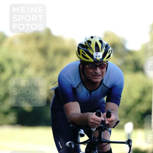 07.09.2025 - 19. Norderstedt Triathlon Michael Burmester http://msf.ph/oto/8848167 07.09.2025 16:20:36 Radfahren 916, 957, 1056 meine-sportfotos.de