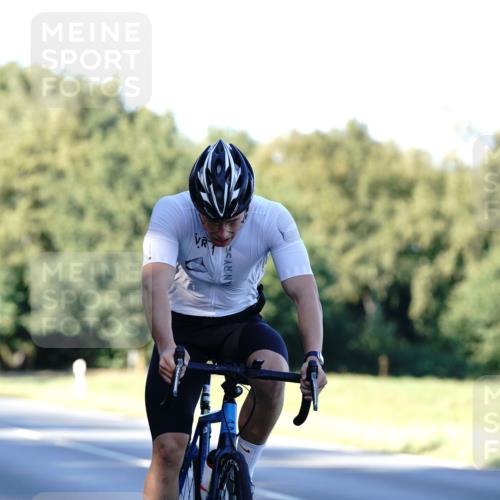 07.09.2025 - 19. Norderstedt Triathlon Michael Burmester http://msf.ph/oto/8848181 07.09.2025 16:20:56 Radfahren 1086, 1515, 1546 meine-sportfotos.de