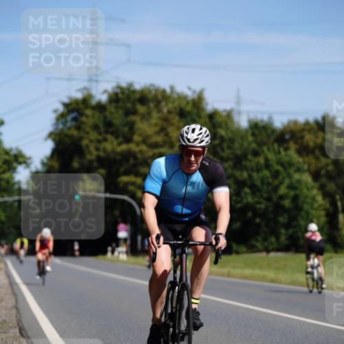 07.09.2025 - 19. Norderstedt Triathlon Michael Burmester http://msf.ph/oto/8848194 07.09.2025 11:35:21 Radfahren 191, 734, 775 meine-sportfotos.de