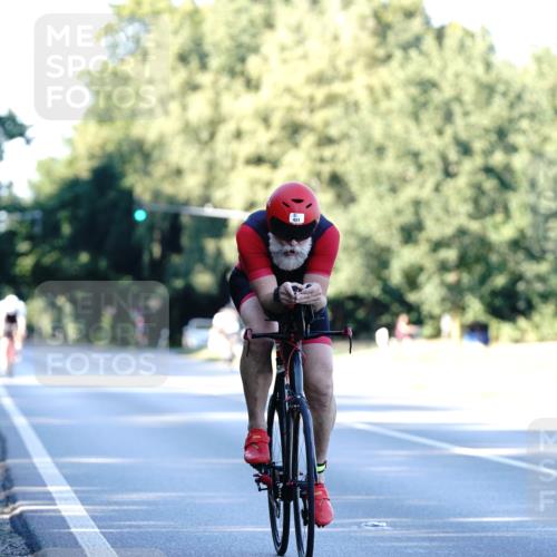 07.09.2025 - 19. Norderstedt Triathlon Michael Burmester http://msf.ph/oto/8848199 07.09.2025 16:21:07 Radfahren 421, 1102 meine-sportfotos.de