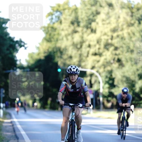07.09.2025 - 19. Norderstedt Triathlon Michael Burmester http://msf.ph/oto/8848217 07.09.2025 16:21:33 Radfahren 926, 1472 meine-sportfotos.de