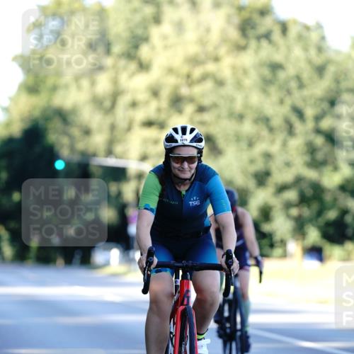 07.09.2025 - 19. Norderstedt Triathlon Michael Burmester http://msf.ph/oto/8848233 07.09.2025 16:21:45 Radfahren 1055, 1078 meine-sportfotos.de