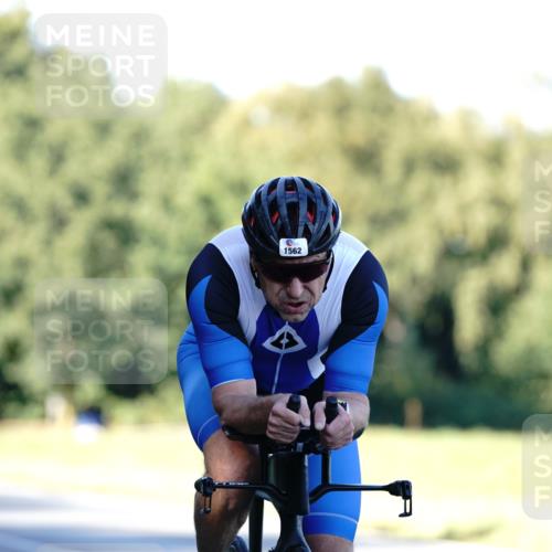 07.09.2025 - 19. Norderstedt Triathlon Michael Burmester http://msf.ph/oto/8848247 07.09.2025 16:21:53 Radfahren 1562 meine-sportfotos.de