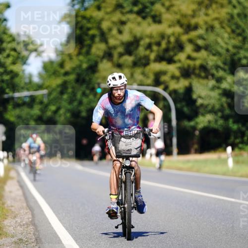 07.09.2025 - 19. Norderstedt Triathlon Michael Burmester http://msf.ph/oto/8848272 07.09.2025 13:10:20 Radfahren 315, 320, 331, 1261 meine-sportfotos.de