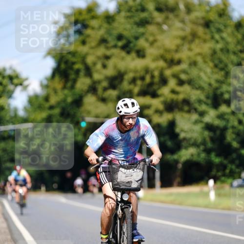 07.09.2025 - 19. Norderstedt Triathlon Michael Burmester http://msf.ph/oto/8848273 07.09.2025 13:10:20 Radfahren 315, 320, 331, 1261 meine-sportfotos.de