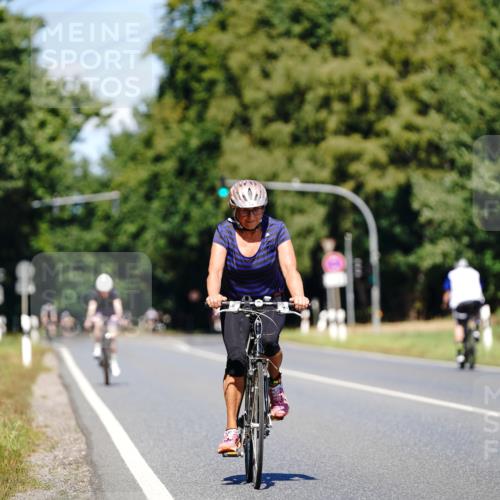07.09.2025 - 19. Norderstedt Triathlon Michael Burmester http://msf.ph/oto/8848279 07.09.2025 13:10:31 Radfahren 350, 1353 meine-sportfotos.de