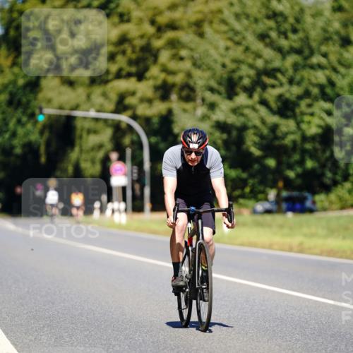 07.09.2025 - 19. Norderstedt Triathlon Michael Burmester http://msf.ph/oto/8848286 07.09.2025 13:10:47 Radfahren 346 meine-sportfotos.de
