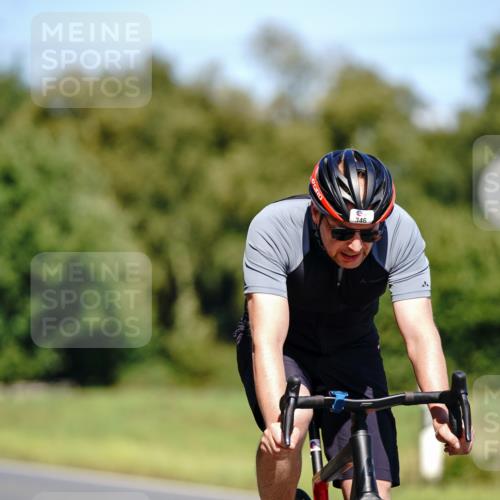 07.09.2025 - 19. Norderstedt Triathlon Michael Burmester http://msf.ph/oto/8848289 07.09.2025 13:10:49 Radfahren 346 meine-sportfotos.de