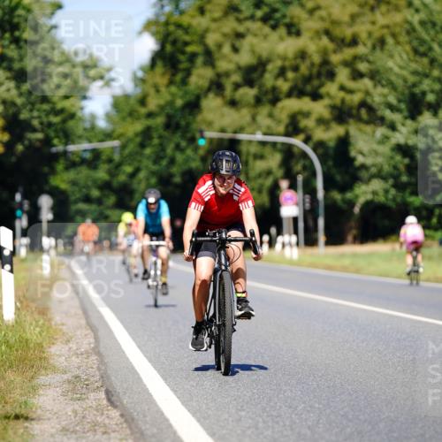 07.09.2025 - 19. Norderstedt Triathlon Michael Burmester http://msf.ph/oto/8848298 07.09.2025 13:11:49 Radfahren 841 meine-sportfotos.de