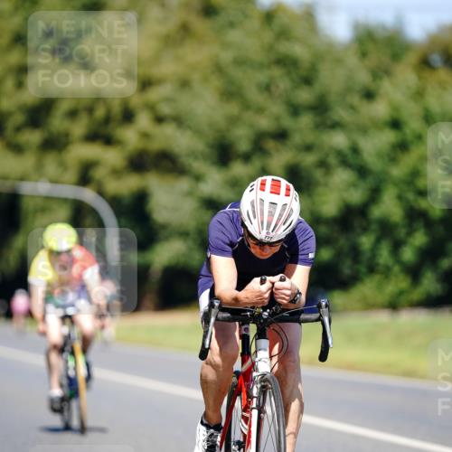07.09.2025 - 19. Norderstedt Triathlon Michael Burmester http://msf.ph/oto/8848307 07.09.2025 13:11:57 Radfahren 332, 777, 1352 meine-sportfotos.de