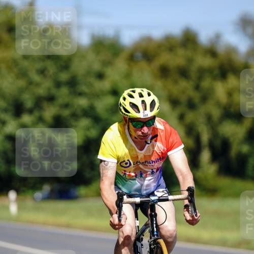 07.09.2025 - 19. Norderstedt Triathlon Michael Burmester http://msf.ph/oto/8848311 07.09.2025 13:11:59 Radfahren 332, 777 meine-sportfotos.de