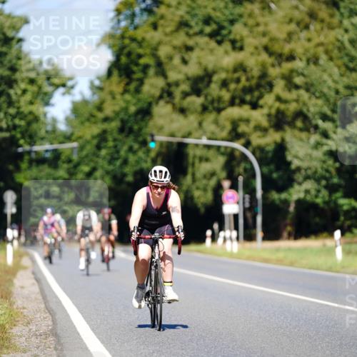 07.09.2025 - 19. Norderstedt Triathlon Michael Burmester http://msf.ph/oto/8848317 07.09.2025 13:12:47 Radfahren 316 meine-sportfotos.de