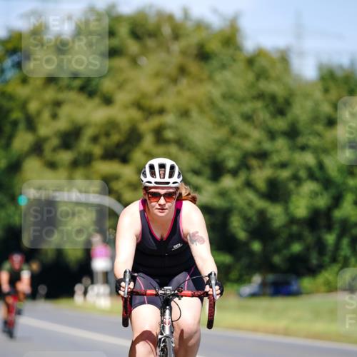 07.09.2025 - 19. Norderstedt Triathlon Michael Burmester http://msf.ph/oto/8848318 07.09.2025 13:12:49 Radfahren 316 meine-sportfotos.de