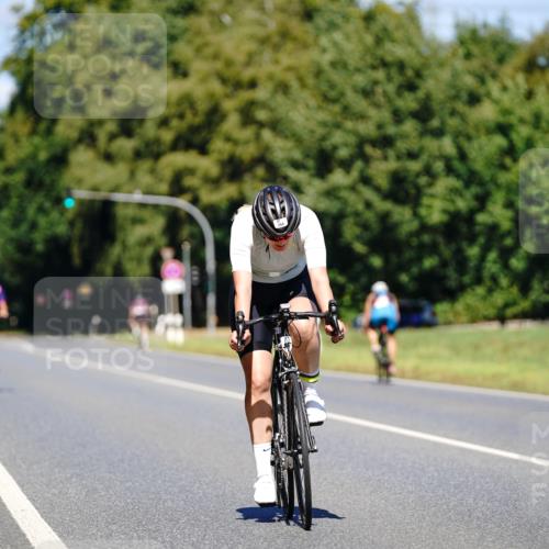 07.09.2025 - 19. Norderstedt Triathlon Michael Burmester http://msf.ph/oto/8848322 07.09.2025 13:12:53 Radfahren 316, 344, 354 meine-sportfotos.de