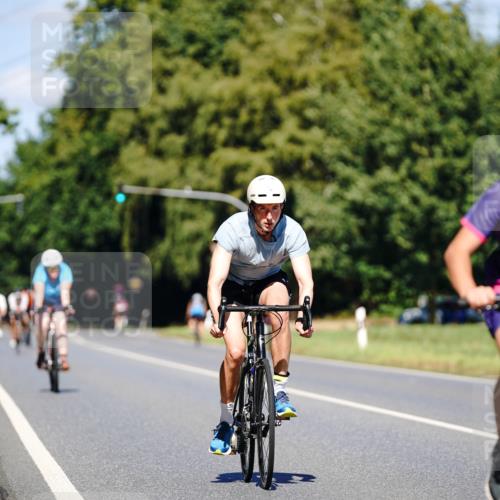 07.09.2025 - 19. Norderstedt Triathlon Michael Burmester http://msf.ph/oto/8848329 07.09.2025 13:12:59 Radfahren 322, 790 meine-sportfotos.de