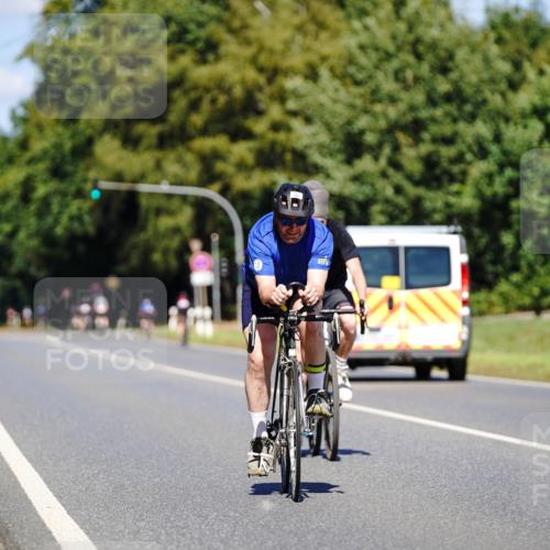 07.09.2025 - 19. Norderstedt Triathlon Michael Burmester http://msf.ph/oto/8848349 07.09.2025 13:13:21 Radfahren 197, 353, 1344 meine-sportfotos.de