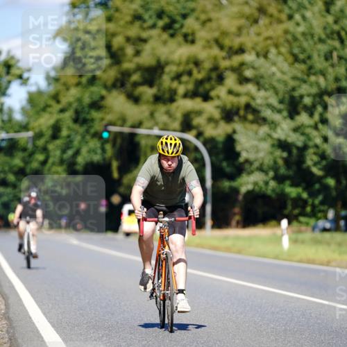 07.09.2025 - 19. Norderstedt Triathlon Michael Burmester http://msf.ph/oto/8848355 07.09.2025 13:13:36 Radfahren 325 meine-sportfotos.de
