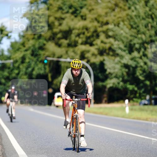 07.09.2025 - 19. Norderstedt Triathlon Michael Burmester http://msf.ph/oto/8848356 07.09.2025 13:13:36 Radfahren 325 meine-sportfotos.de