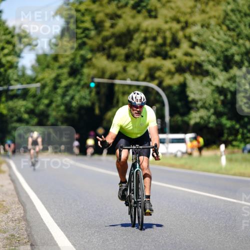 07.09.2025 - 19. Norderstedt Triathlon Michael Burmester http://msf.ph/oto/8848362 07.09.2025 13:14:07 Radfahren 313 meine-sportfotos.de