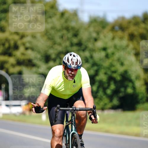 07.09.2025 - 19. Norderstedt Triathlon Michael Burmester http://msf.ph/oto/8848365 07.09.2025 13:14:08 Radfahren 313 meine-sportfotos.de