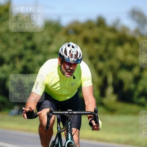 07.09.2025 - 19. Norderstedt Triathlon Michael Burmester http://msf.ph/oto/8848368 07.09.2025 13:14:08 Radfahren 313 meine-sportfotos.de