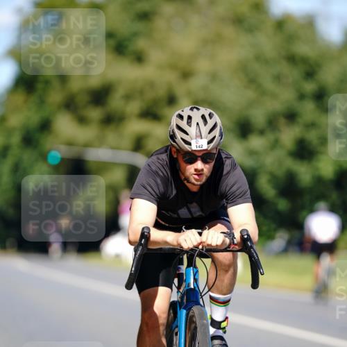 07.09.2025 - 19. Norderstedt Triathlon Michael Burmester http://msf.ph/oto/8848379 07.09.2025 13:14:33 Radfahren 142 meine-sportfotos.de