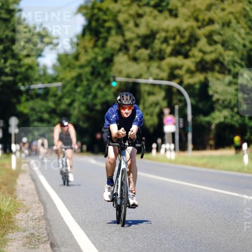 07.09.2025 - 19. Norderstedt Triathlon Michael Burmester http://msf.ph/oto/8848402 07.09.2025 13:15:56 Radfahren 1299 meine-sportfotos.de